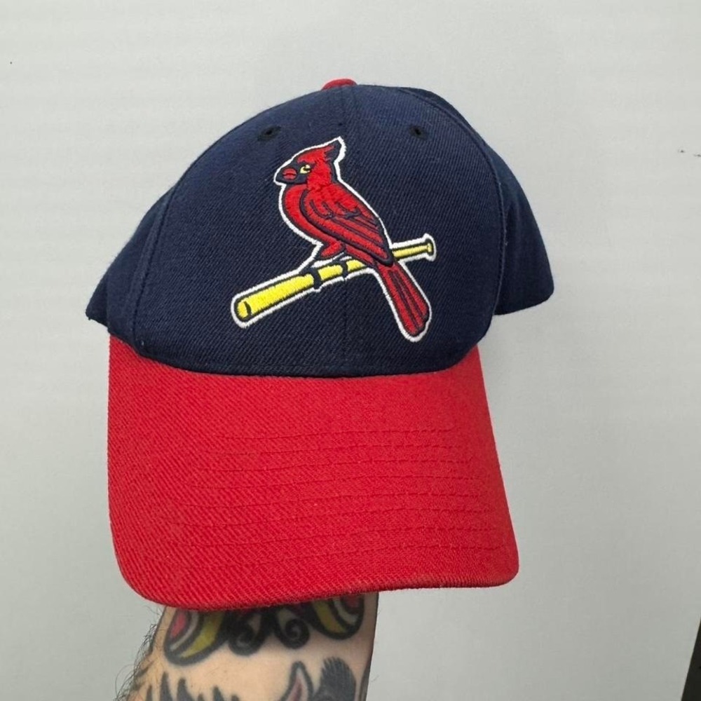 STL Cardinals logo athletic‎
